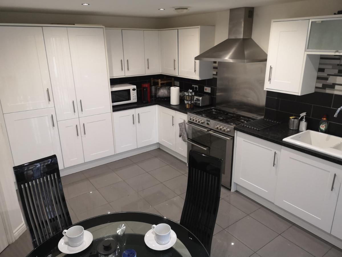 Nightingale Gardens - 4 Bed Detached House - Manchester Lejlighed Eksteriør billede