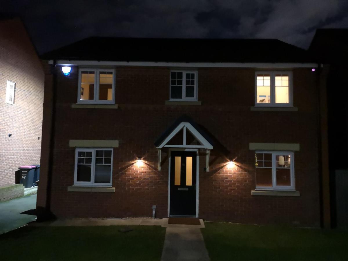 Nightingale Gardens - 4 Bed Detached House - Manchester Lejlighed Eksteriør billede