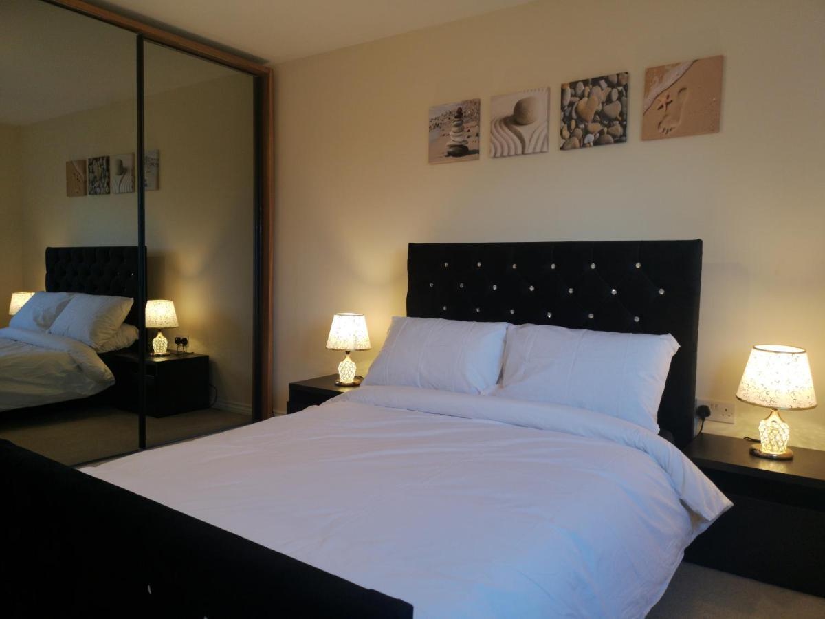 Nightingale Gardens - 4 Bed Detached House - Manchester Lejlighed Eksteriør billede